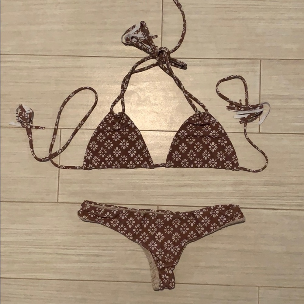 Acacia brown with white flowers bikini